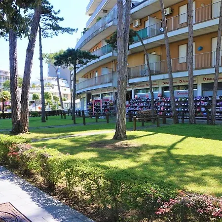Condominio Imperiale Ferienhaus Lignano Sabbiadoro